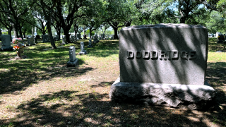 Doddridge-Headstone.png