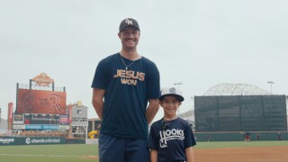 KRIS 6 Hooks Kid Reporter Ryan Rocha interviews Jacob Melton